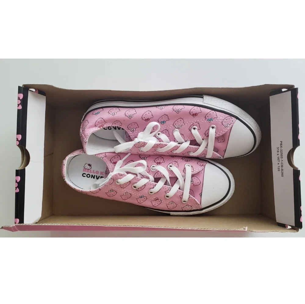 CONVERSE x HELLO KITTY Sneakers Shoes NEW - Picture 3 of 8
